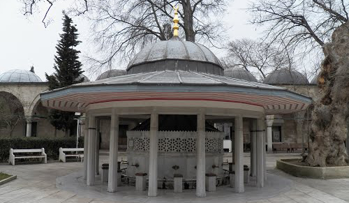 Şadırvan ve Çeşmeler